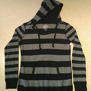 Grey and black hoodie XL